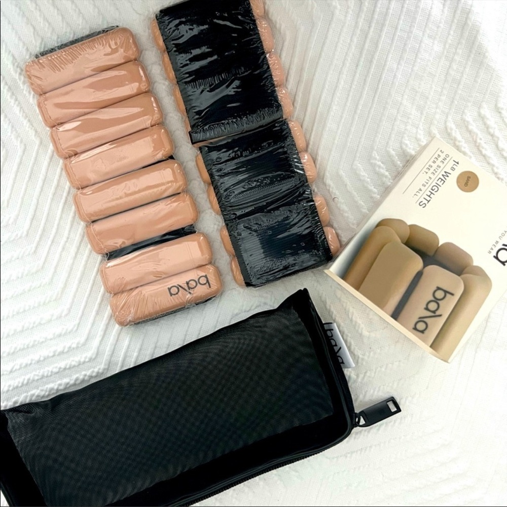 NWT Bala sand color strap weights